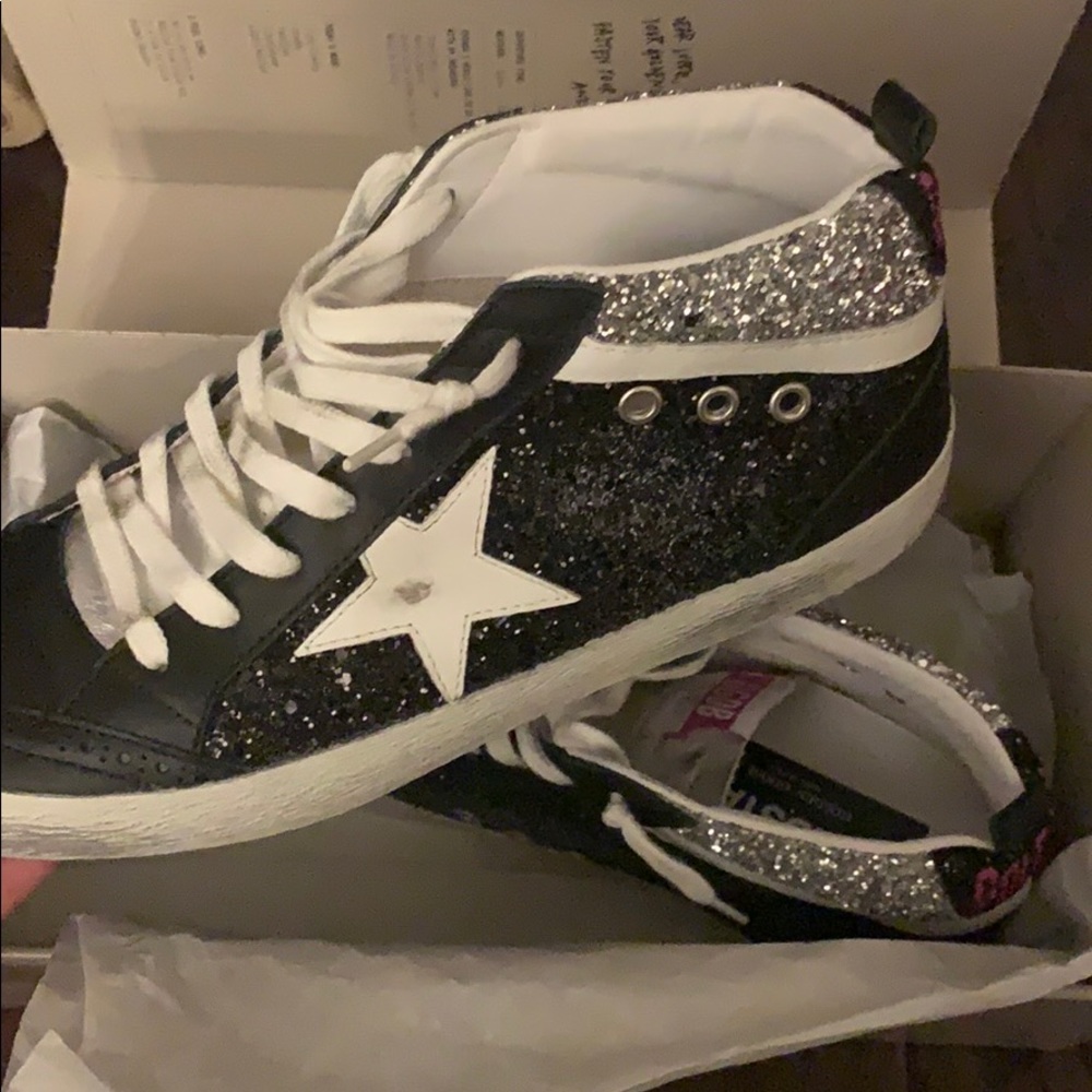 Sold out! Nordstrom Exclusive Mid Star Sneakers!